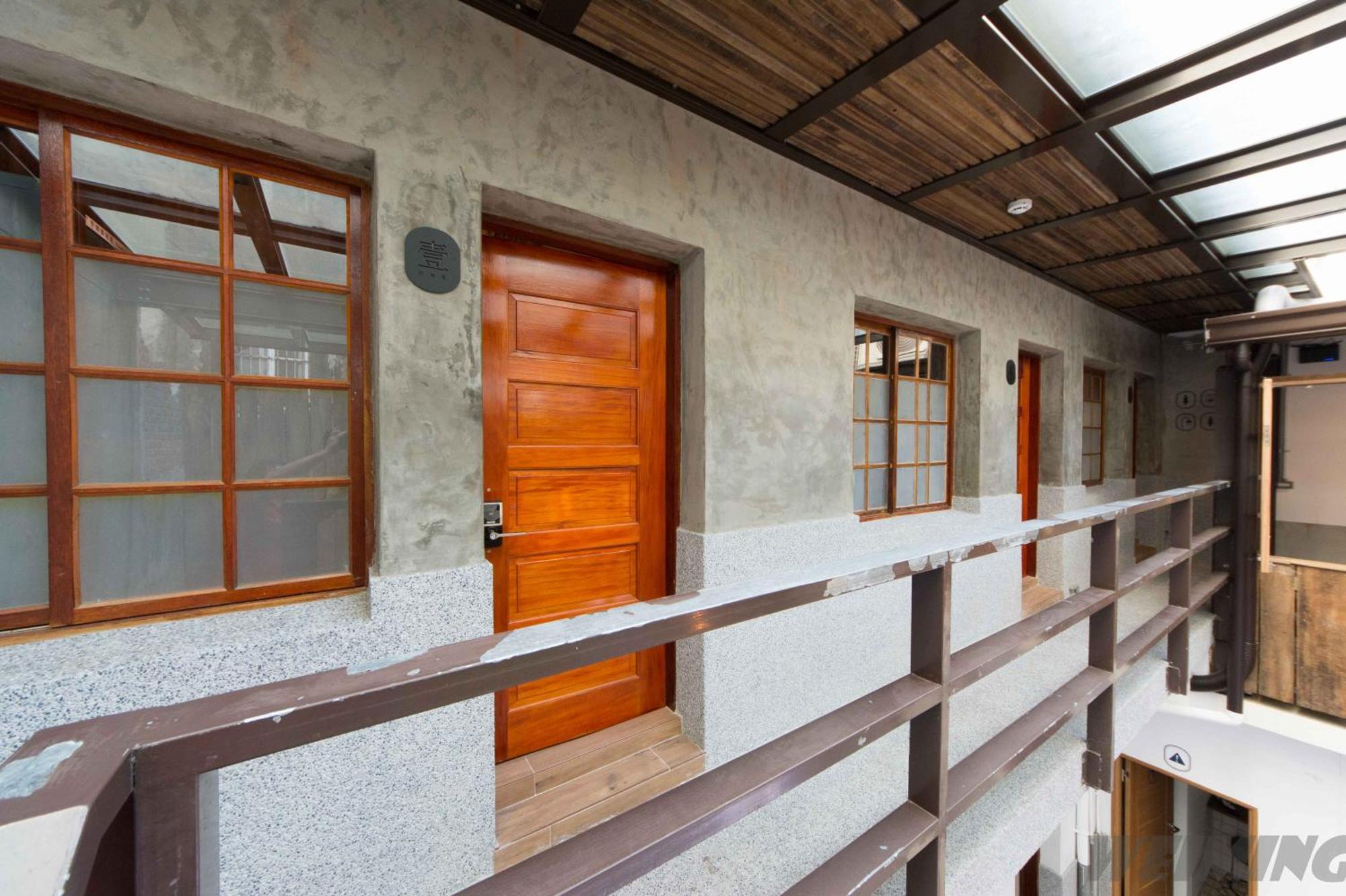 158 Hostel Tainan Exteriör bild
